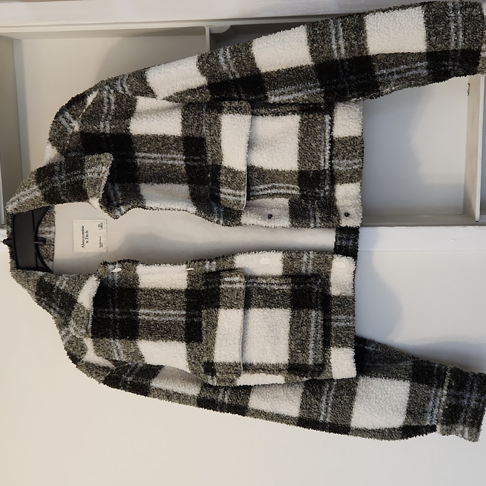 Abercrombie & Fitch Sherpa Plaid Teddy Shacket Cropped XS - Picture 17 of 17